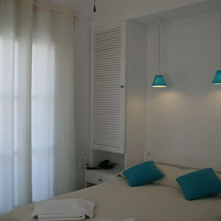 Zorzis (adults Only) 2* Perissa (Santorini)