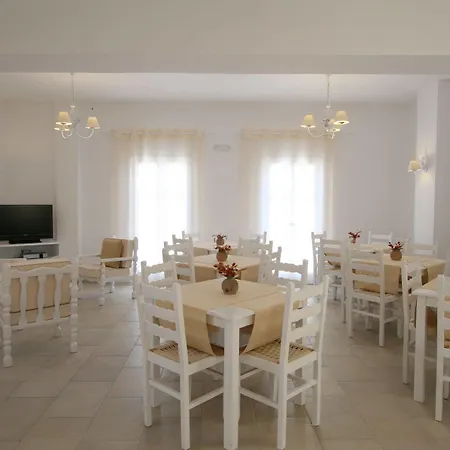 Zorzis (adults Only) 2* Perissa (Santorini)